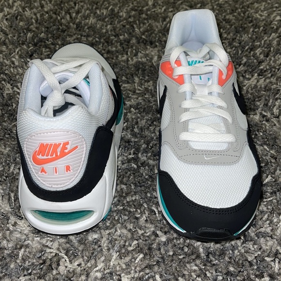 New Womens NIKE Air Max Correlate - Picture 4 of 14